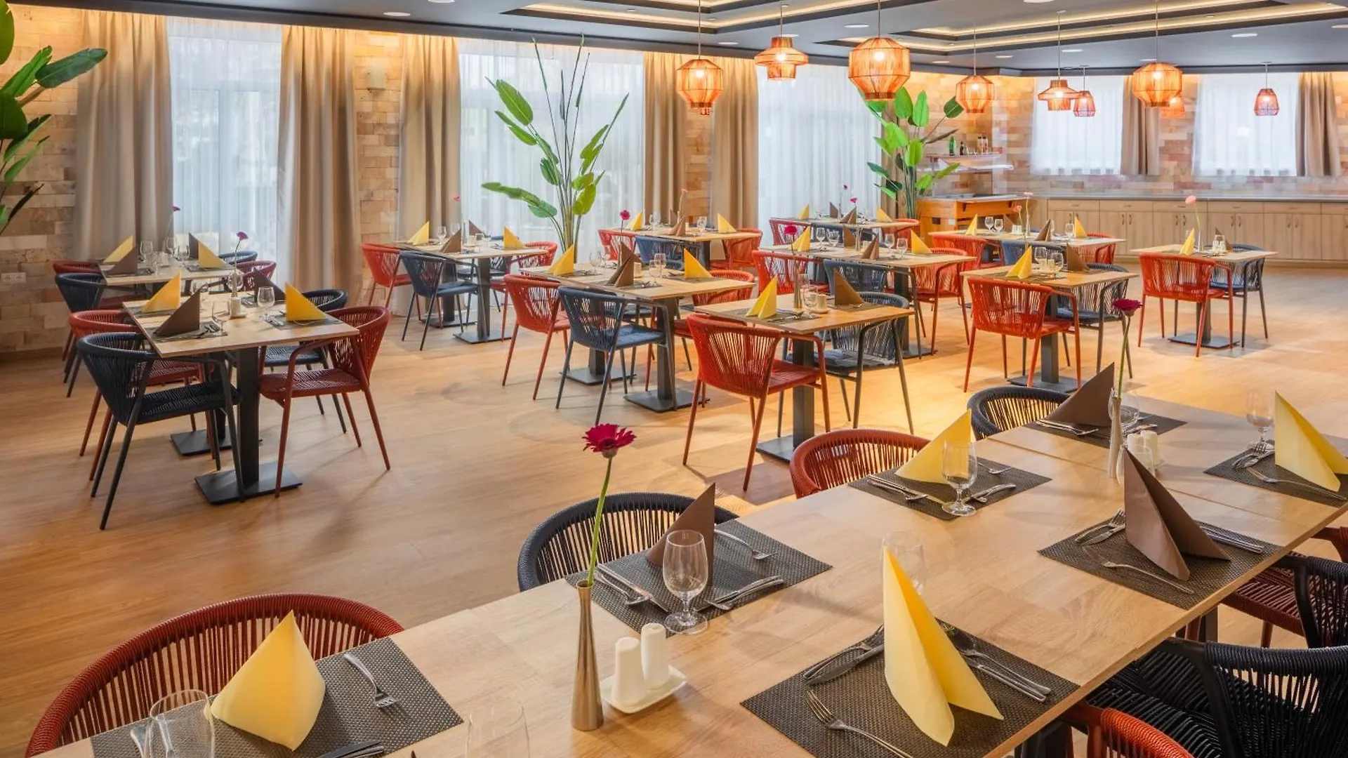 Hotel Atlantis Wellness & Conference Hajduszoboszlo 4*,