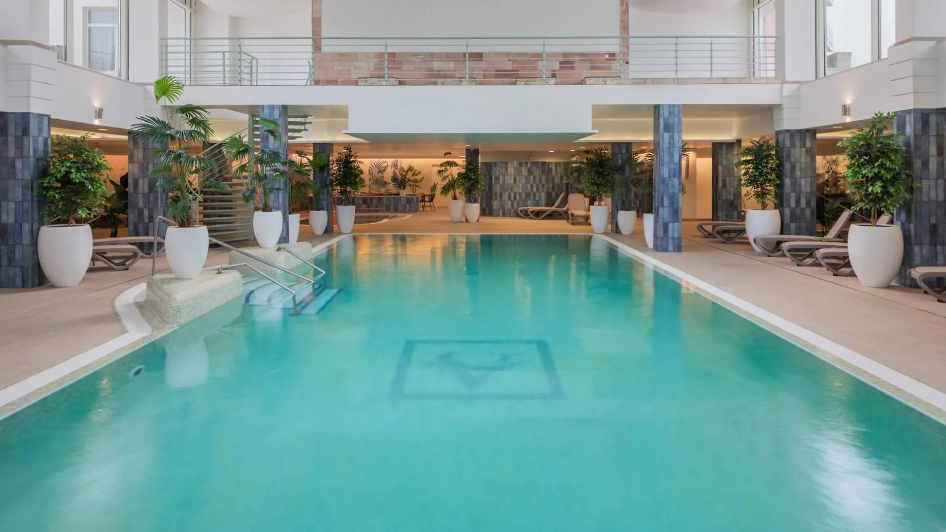 Hotel Atlantis Wellness & Conference Hajduszoboszlo