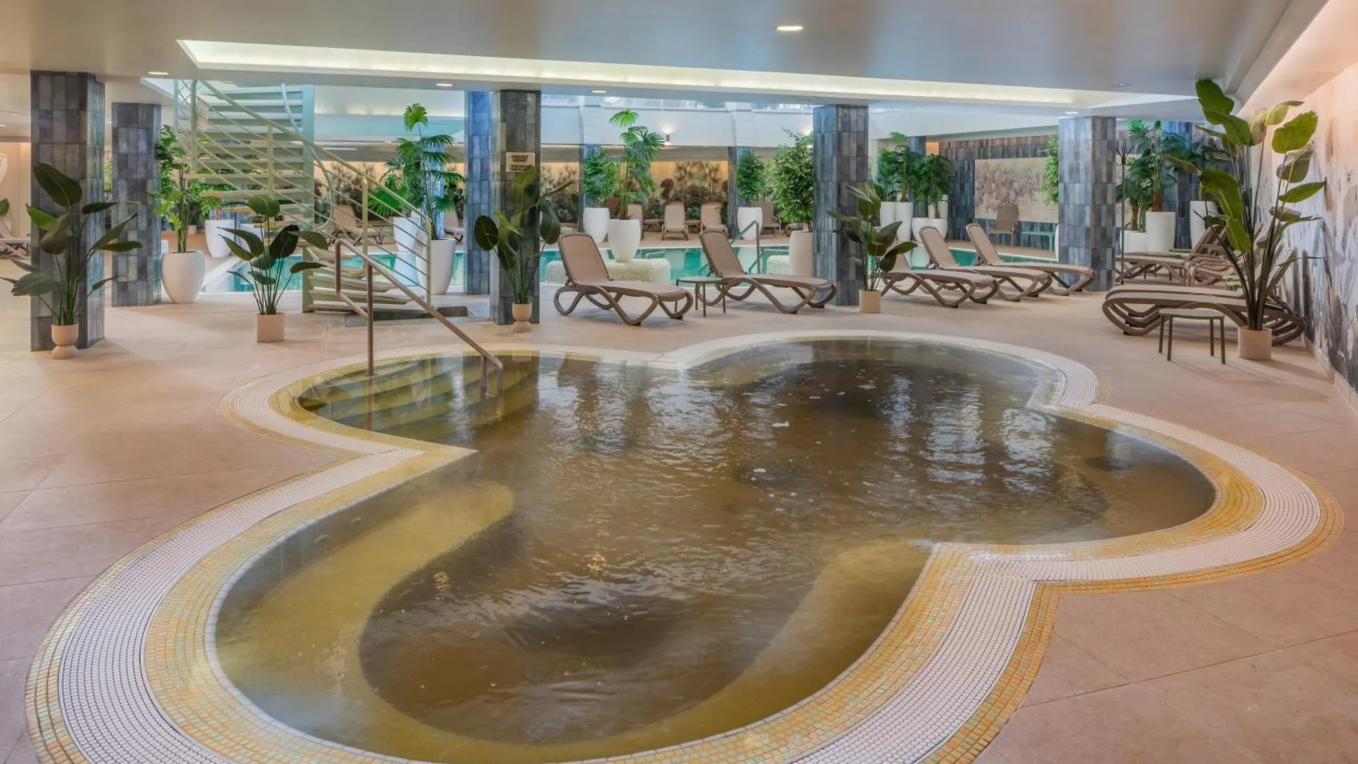 Hotel Atlantis Wellness & Conference Hajduszoboszlo