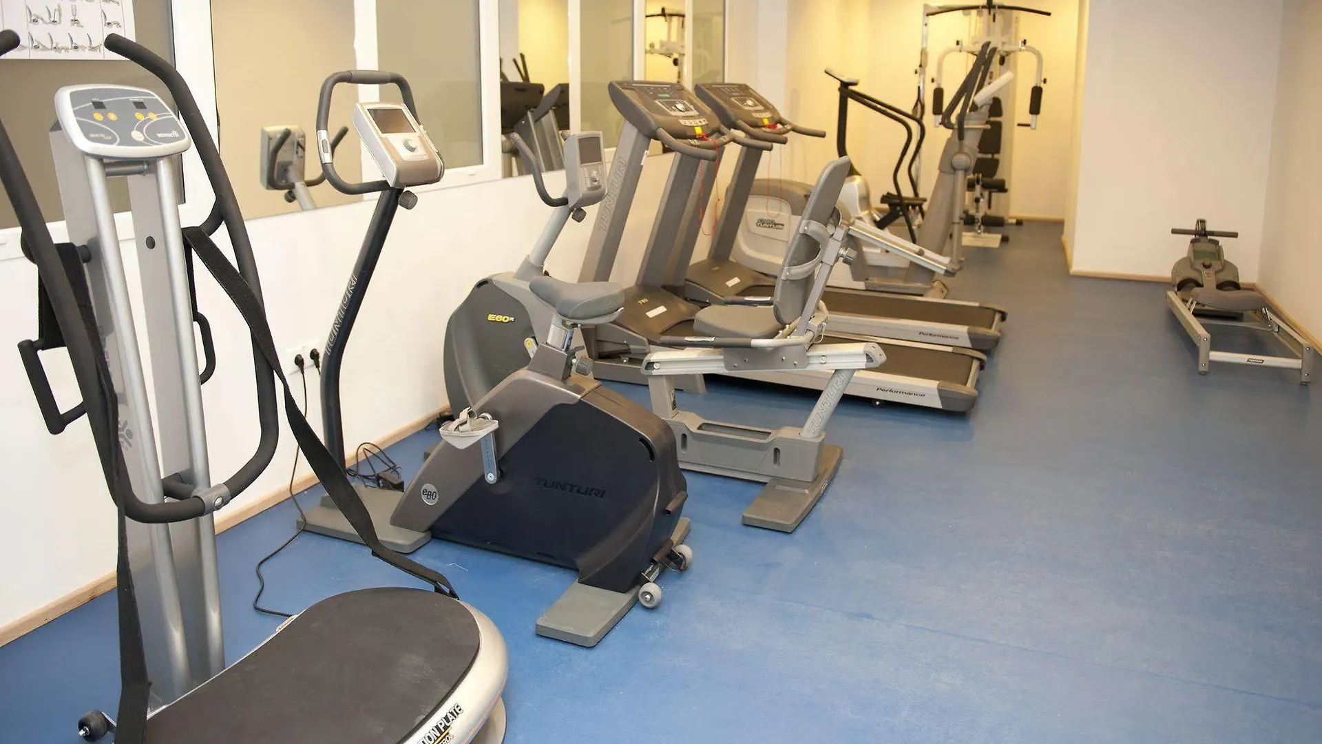 Hotel Atlantis Wellness & Conference Hajduszoboszlo 4*,